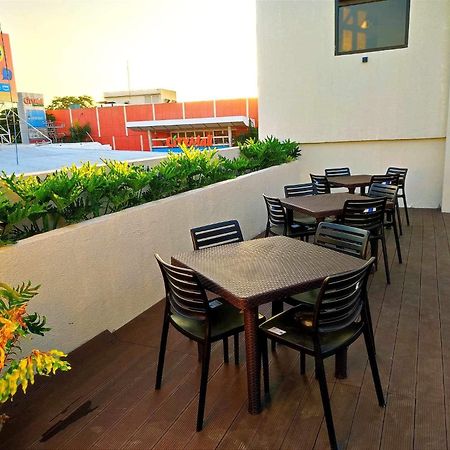 Rudolfo Suites Roxas City Buitenkant foto