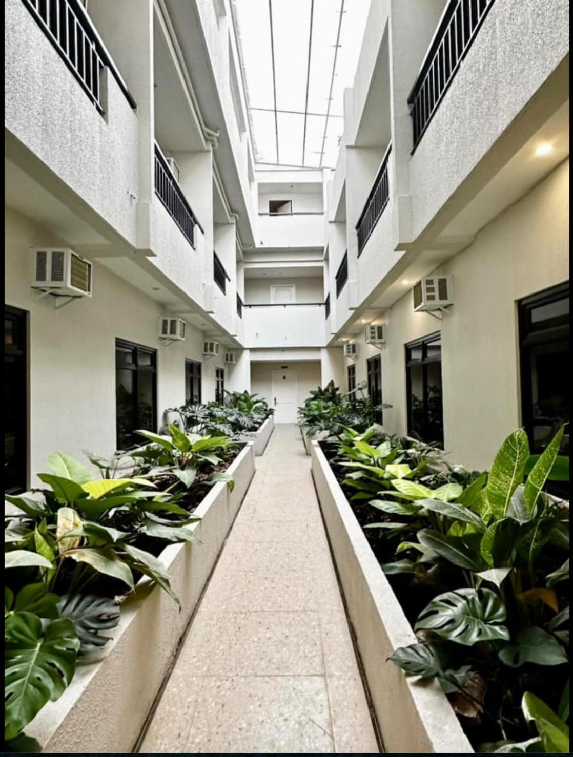 Rudolfo Suites Roxas City Buitenkant foto